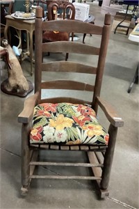 Natural wood Rocking Chair with Cushion