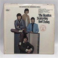 Vinyl Record: The Beatles Yesterday & Today