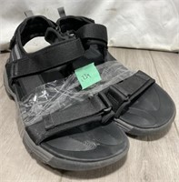 Men’s Dockers Sandals Size 9m (pre Owned)