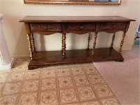 Entryway Table / Drawers