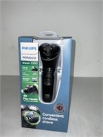 PHILIPS NORELCO SHAVER 2300