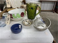 Glass Pitcher & Mixing Bowls