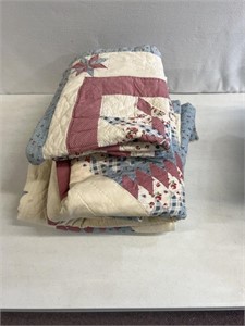 2 twin size comforters/pillow covers