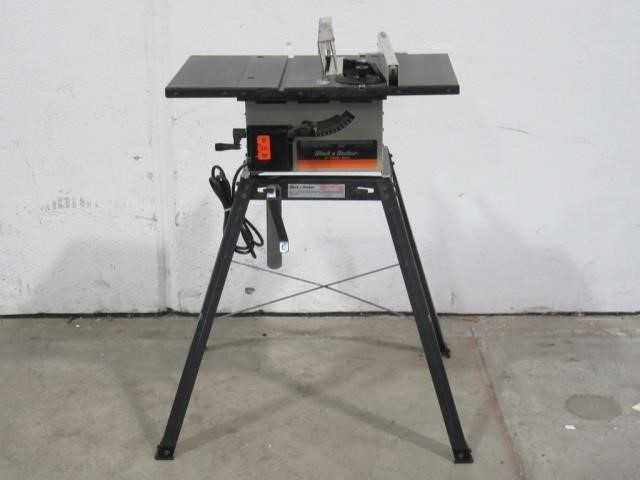 Sold at Auction: Black & Decker 8 Induction Motor Table Saw