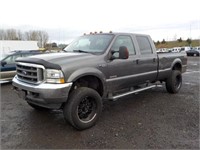 2004 Ford F-250 SD XLT 4X4 Crew Cab Pickup