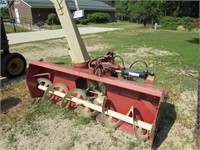 250Farm King Model 840 3 Point Hitch Snow Blower