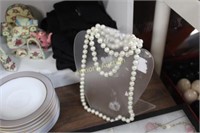 FAUX PEARLS - NOT DISPLAY