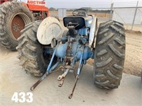 Ford 4100 Tractor (Non-Runner) S/N C646335