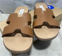 Steve Madden Ladies Sandals Size 7 (  Pre-owned )