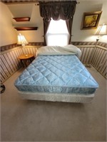 Full size bed set with steel bed frame, comes