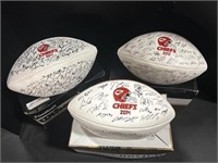 2011,12,14 Kansas City Signed Team Balls.