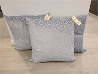 3PC THROW PILLOWS