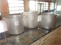 (2) 12QT & 16QT HEAVY DUTY STOCK POTS