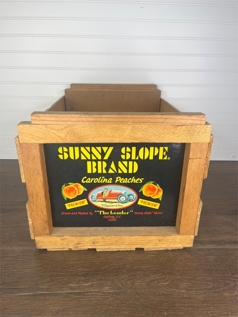 Sunny Slope Brand Peaches Crate
