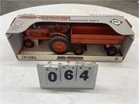 1/16 Scale Allis-Chalmers Tractor Wagon Set