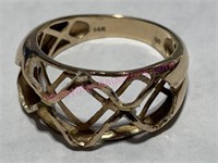 14K Gold ring mount (3.8 grams) no stones