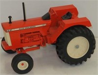 Ertl Allis Chalmers D21 Tractor, 1/16