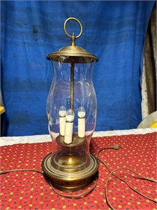 Underwriters Labratories Inc Portable lamp Vintage