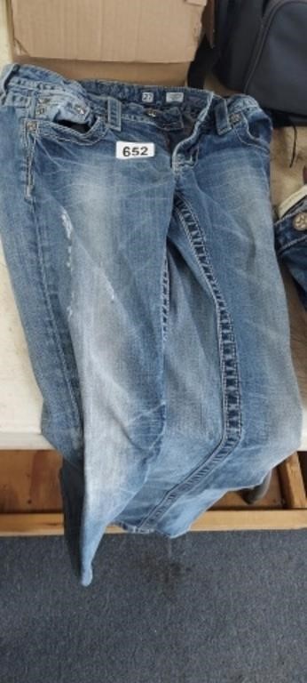 MISS ME BOOT CUT JEANS, SIZE 27