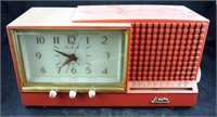 Arvin Mid Century Red Tube Atomic Clock Radio