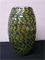Glass vase 11 in tall