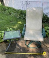 Rocking outdoor chair w end table