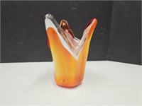 6" h Murano Style Hankercheif Vase