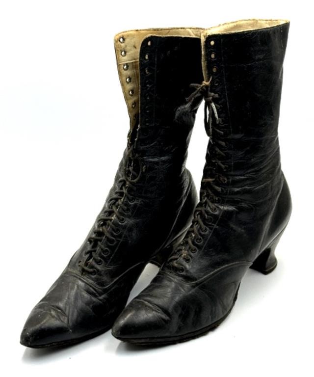 Antique Victorian Womens' Lace Up Boots