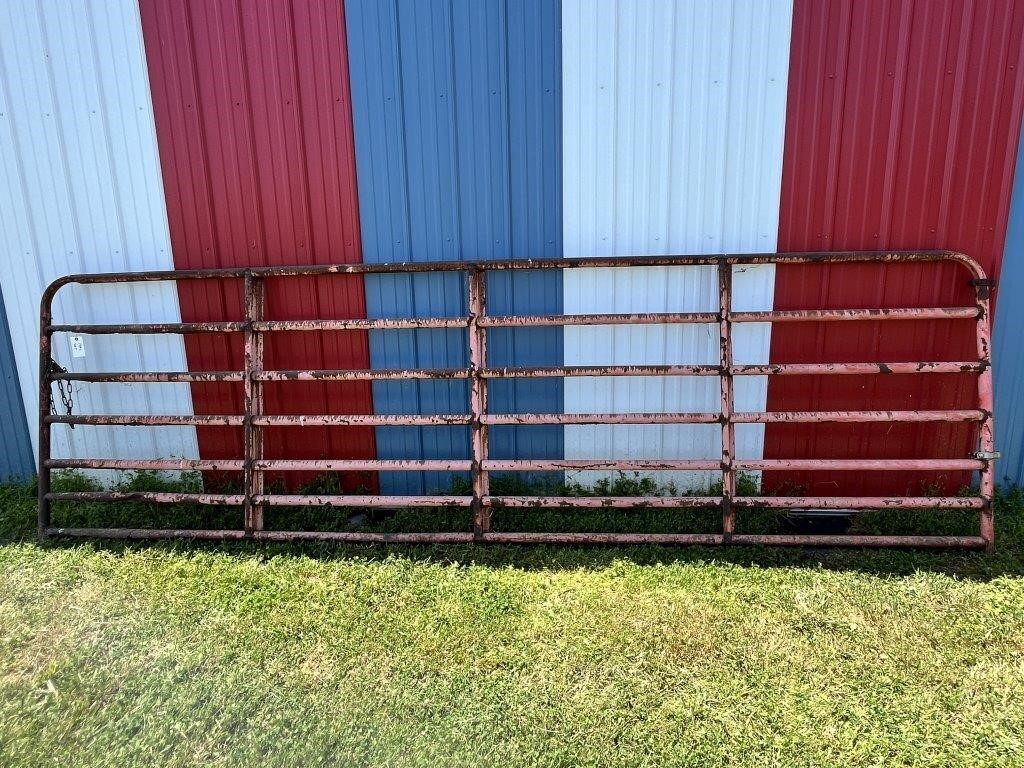 Metal Farm Gate 4'Tx14'W