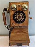 OAK VINTAGE PHONE