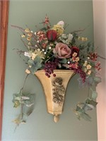 FLOWERS IN GLASS VASE 12" H, WREATH, 1 TIN WALL