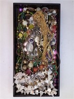 Tray of vintage Costume Jewellery