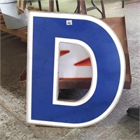 LARGE APROX 2 FT TALL  LETTER "D" METAL FRAME