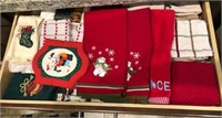 K - MIXED LOT OF CHRISTMAS TOWELS (K4)
