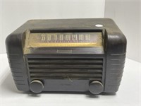 Vintage Rca Victor Radio, 11x7x6.5 "