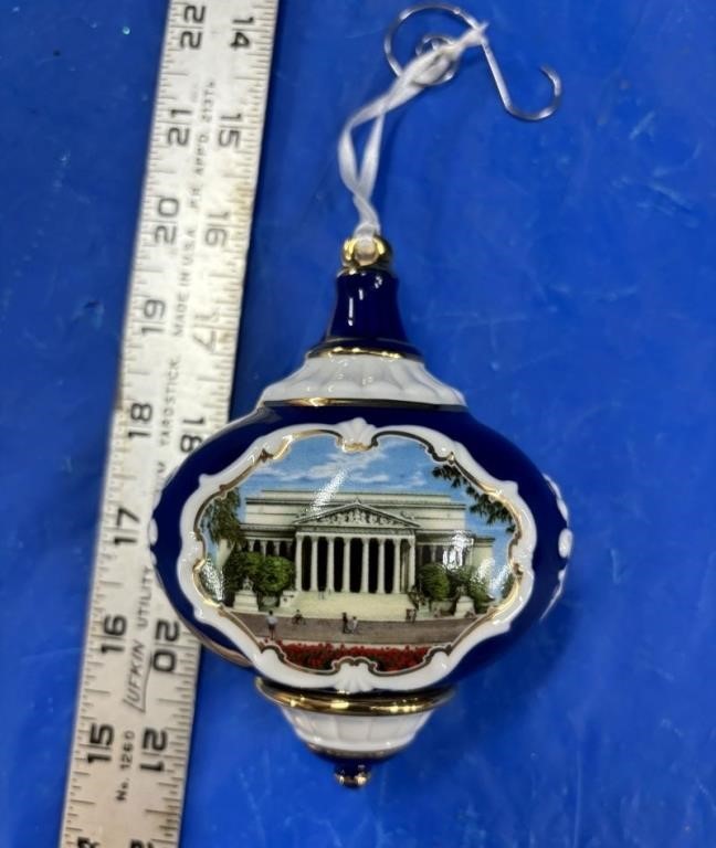 Heavy Washington Monument Christmas Ornament