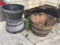 Garden planter barrels