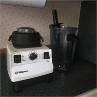 Vitamix Model 5200 Mixer