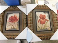 2 new flower prints in beautiful frames