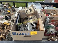 Box of Raccoon Figurines & Related Items
