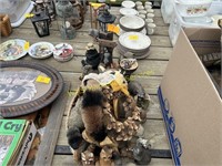 Box of Raccoon Figurines & Related Items