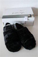 KENDALL + KYLIE WOMENS SLIPPERS SIZE 9