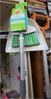 SCOTCH BRITE SWEEPER - SCRUBBER - DUST PAN