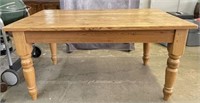 5FT Dining Table with Turned Legs