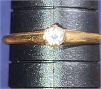 14K Gold Topaz Ring size 7.5 1.37 Grams