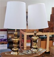 PAIR OF CLEAN WORKING LAMPS