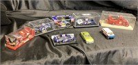 TOY VEHICLES LOT / 8 PCE