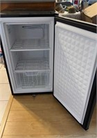 Mini stand up freezer. Working OFFSITE PU