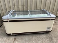 AHT Malta 185 chest freezer