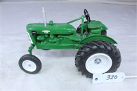 Oliver 440 Tractor